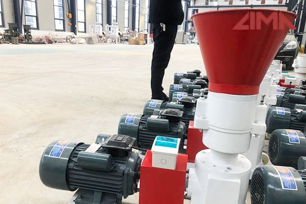 300kg/h fish feed making machine Feed size 7 mm Namibia